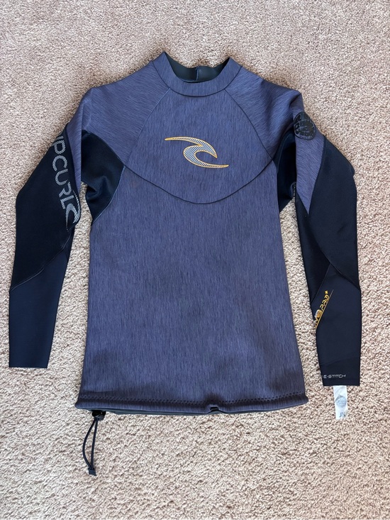 Rip Curl Other - Rip curl wet suit shirt